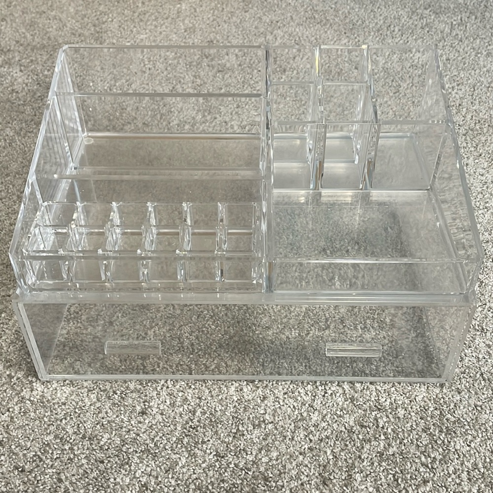 Makeup Organizer